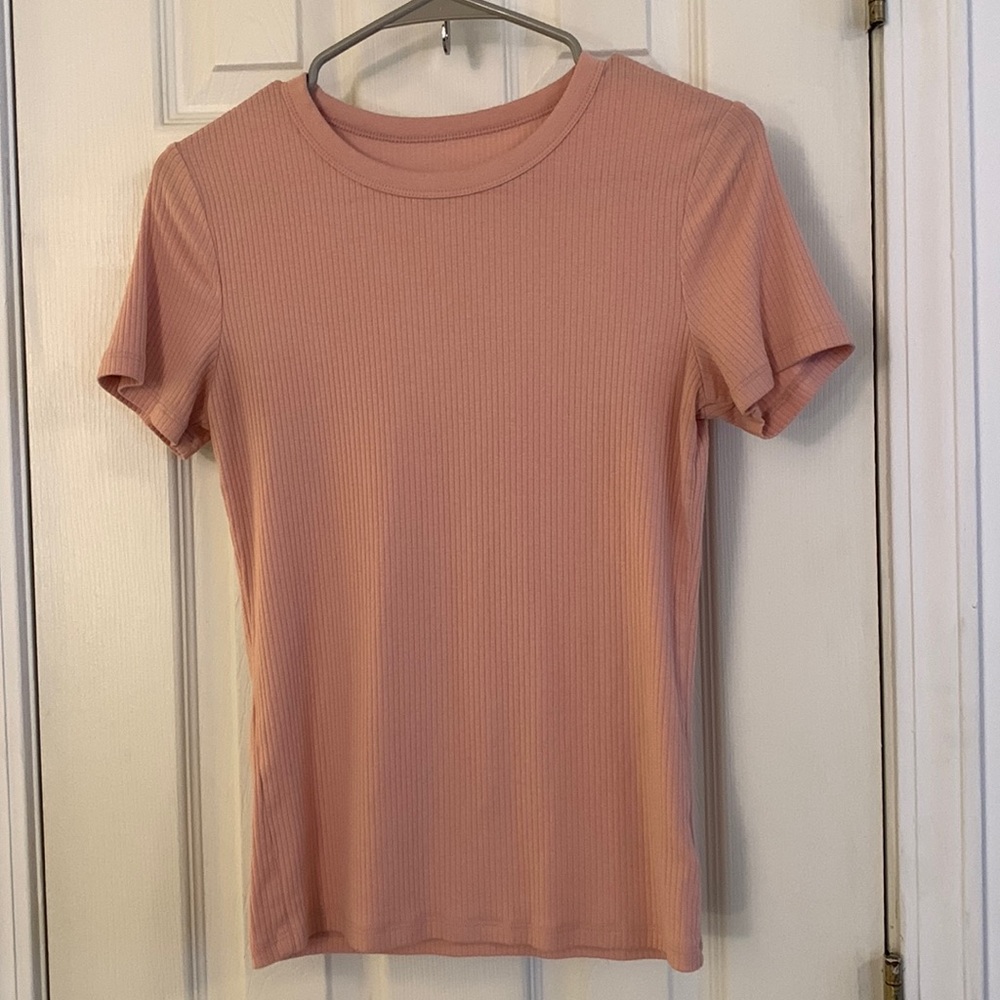 Small, lined pink top
